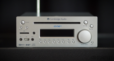 Cambridge Audio One+ Stereo Resyveris su FM, CD, USB